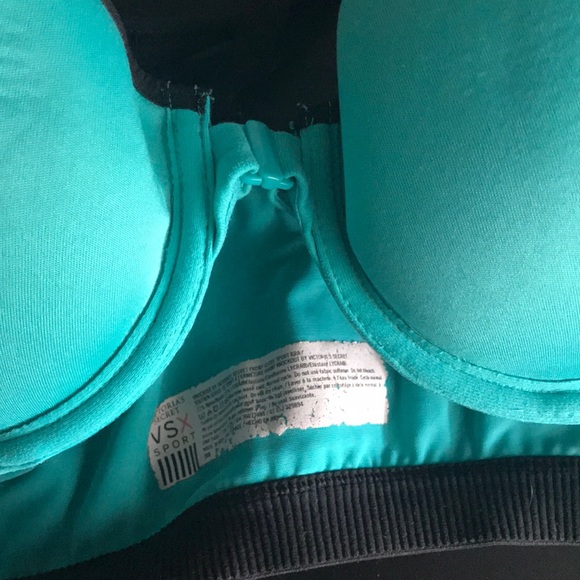 VS Sport Sports Bra - Picture 4 of 5